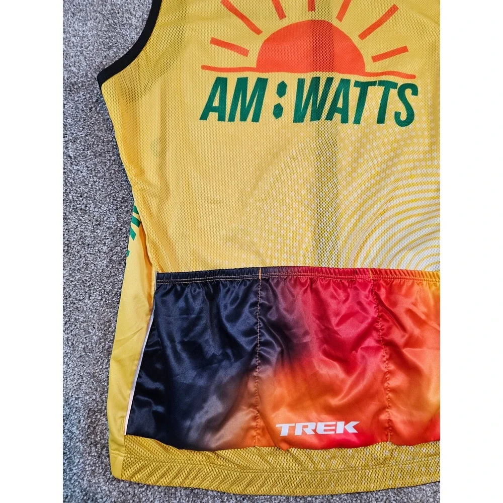 Trek AM:WATTS Cycling Vest Mens Medium Yellow Full Zip Mesh Back Gilet 40949